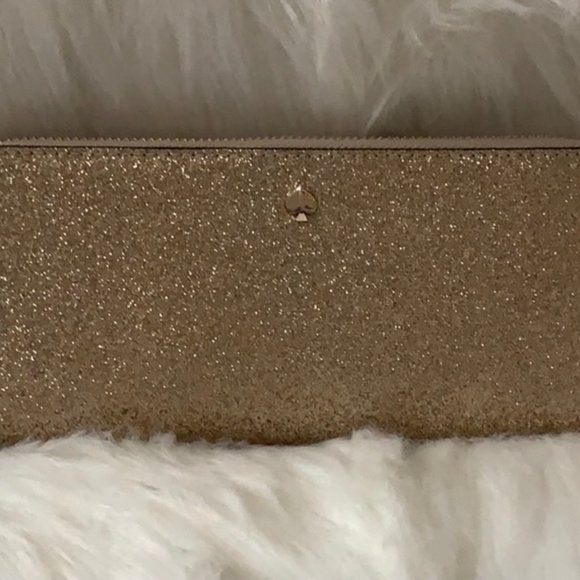 KATE SPADE Burgess Ct Slim Continental Wallet Gold - Picture 1 of 4